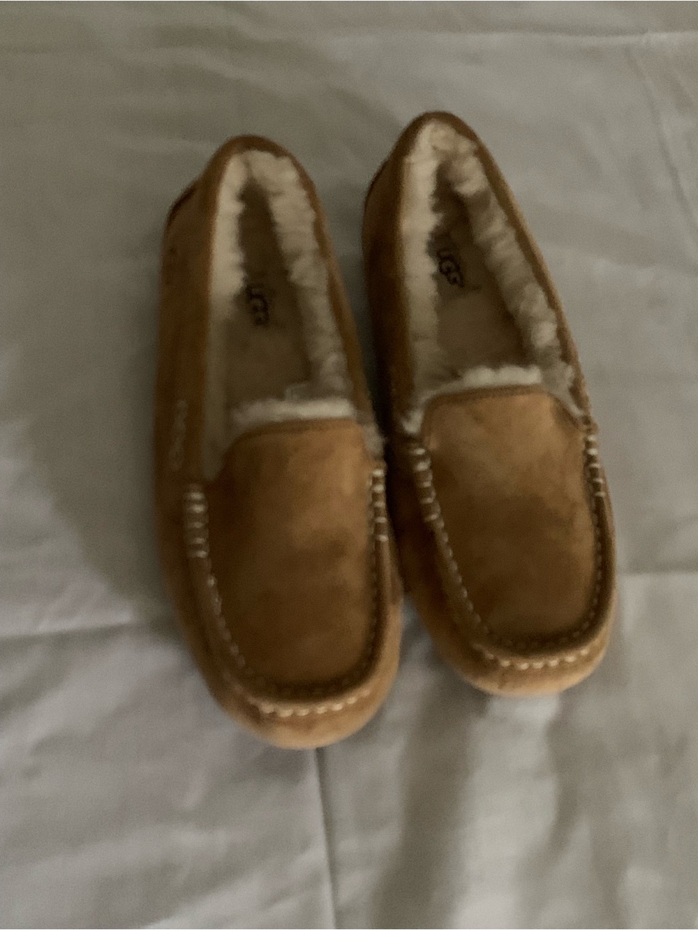 UGG Tan Suede Moccasin Slippers with Shearling Trim size 8 woman